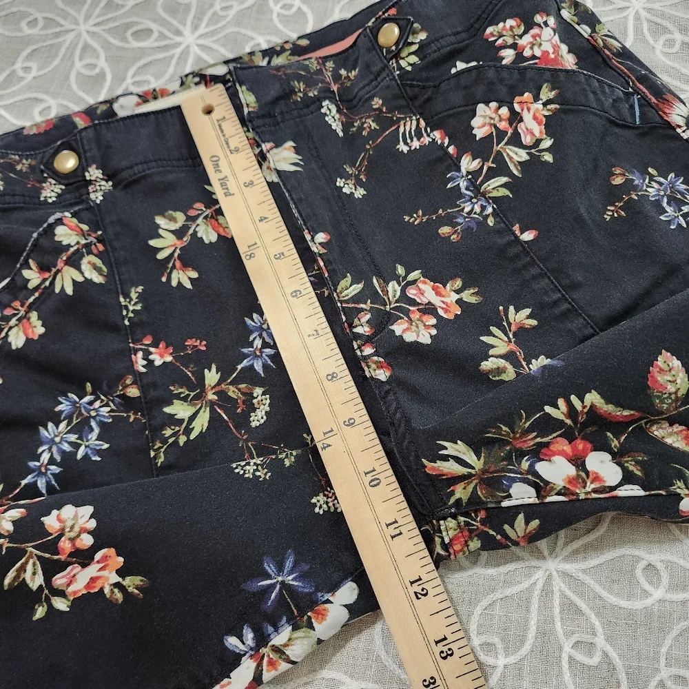 Anthropologie Pilcro The Demilune Floral Print Bootcut Utility Pants - Picture 13 of 16